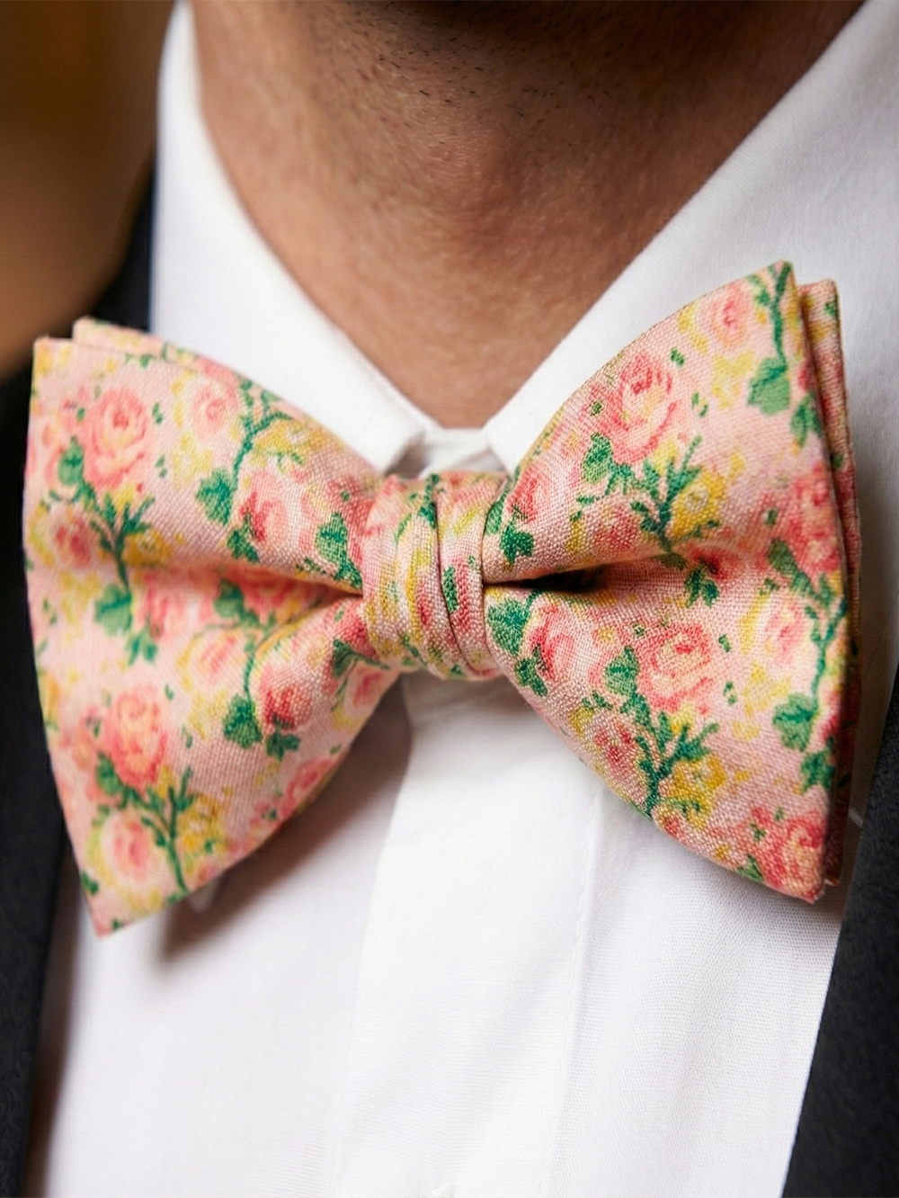 Charming Pink Floral Rose Pattern Pre-Tied Gentleman's Bow Tie