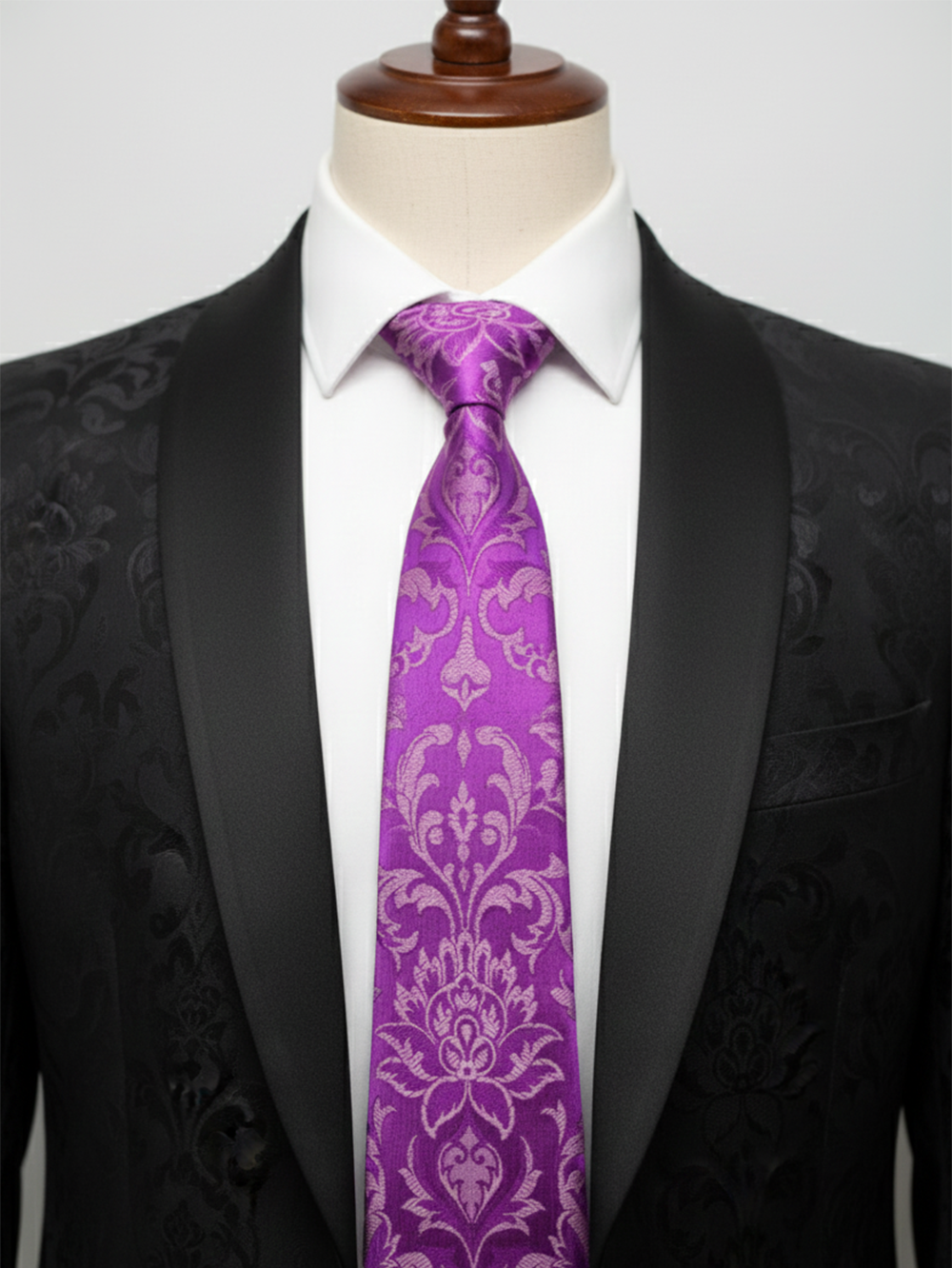 Premium Men's Purple Damask Silk-Blend Necktie – Classic Violet Purple Tie with Elegant Vintage Floral Baroque Jacquard Pattern