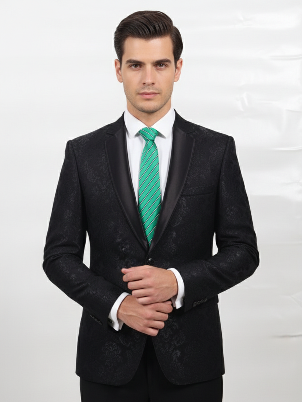 Premium Men's Silk-Blend Necktie – Vibrant Emerald Green Tie with Classic White and Silver Diagonal Double Stripes