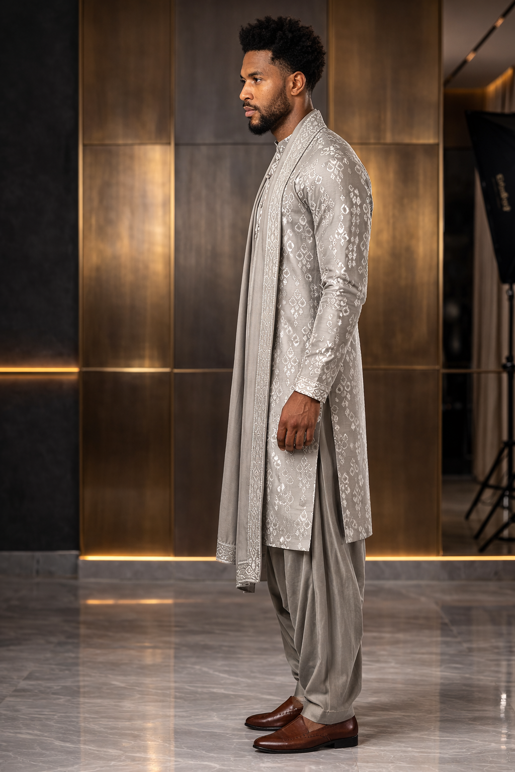 Men’s Silver Silk Designer Kurta Pajama with Stole